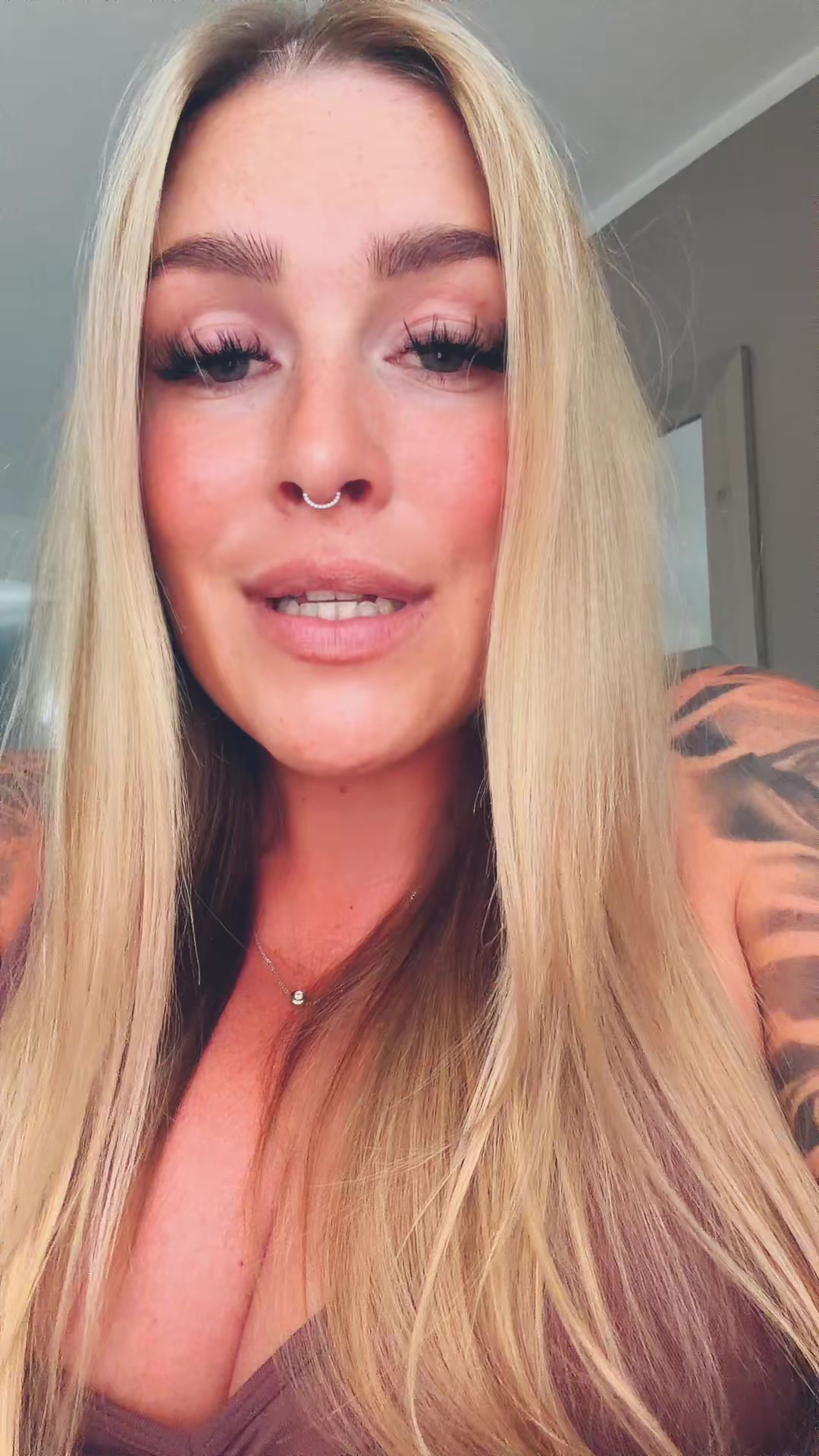 @melina.melina_