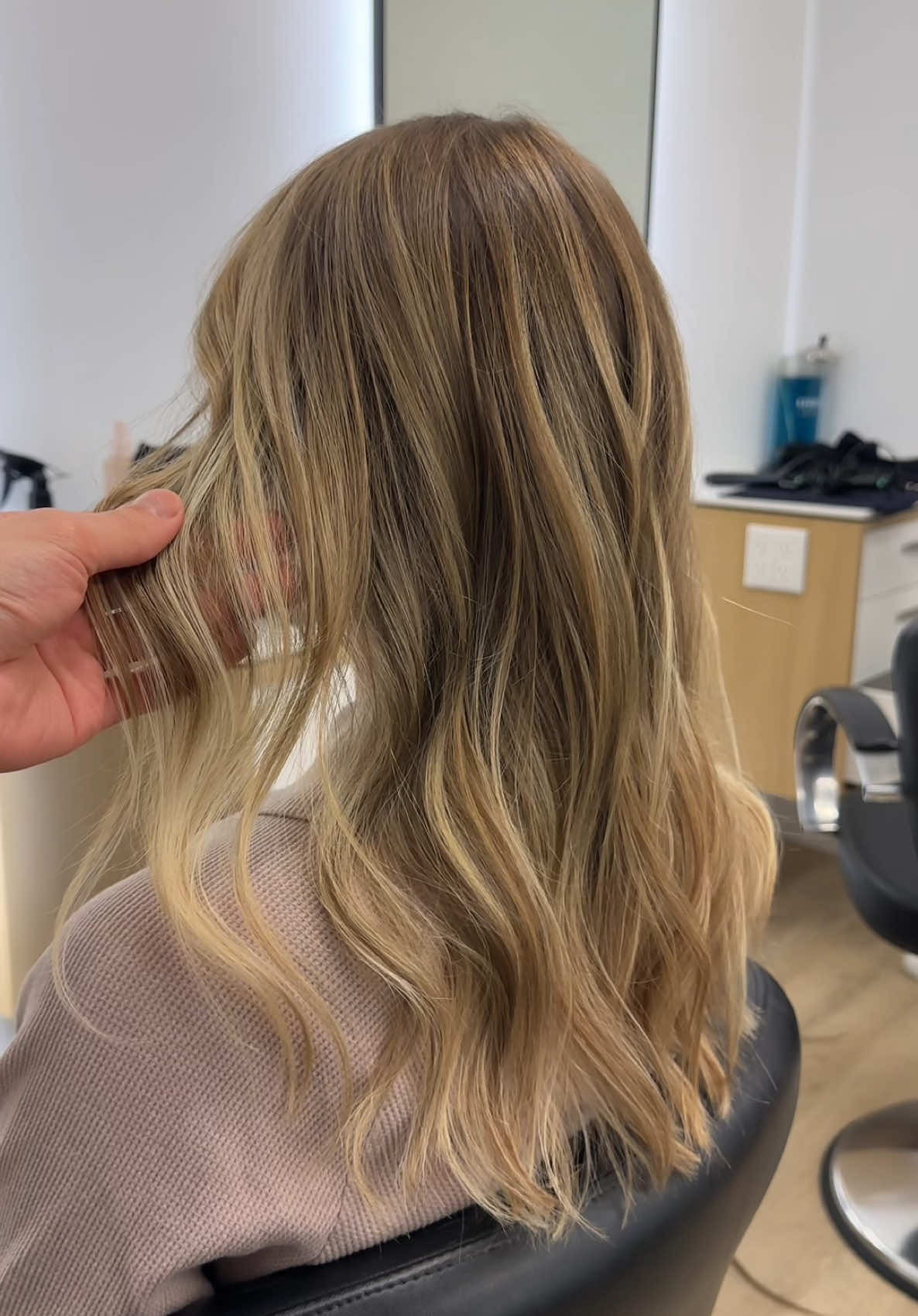 @stylist_alex_official