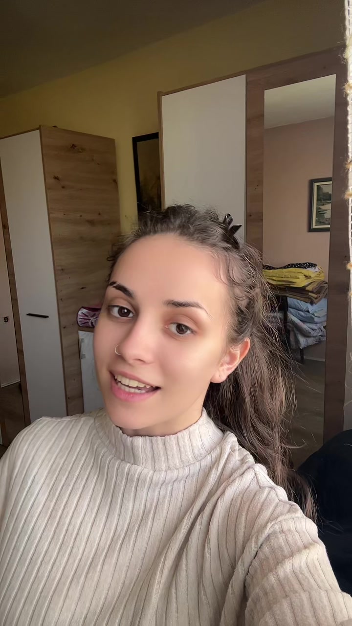 @leonoraaaa1