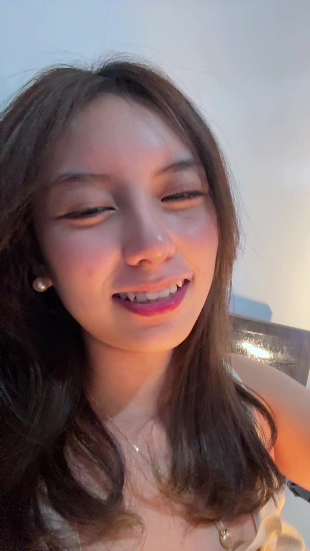 @Bella