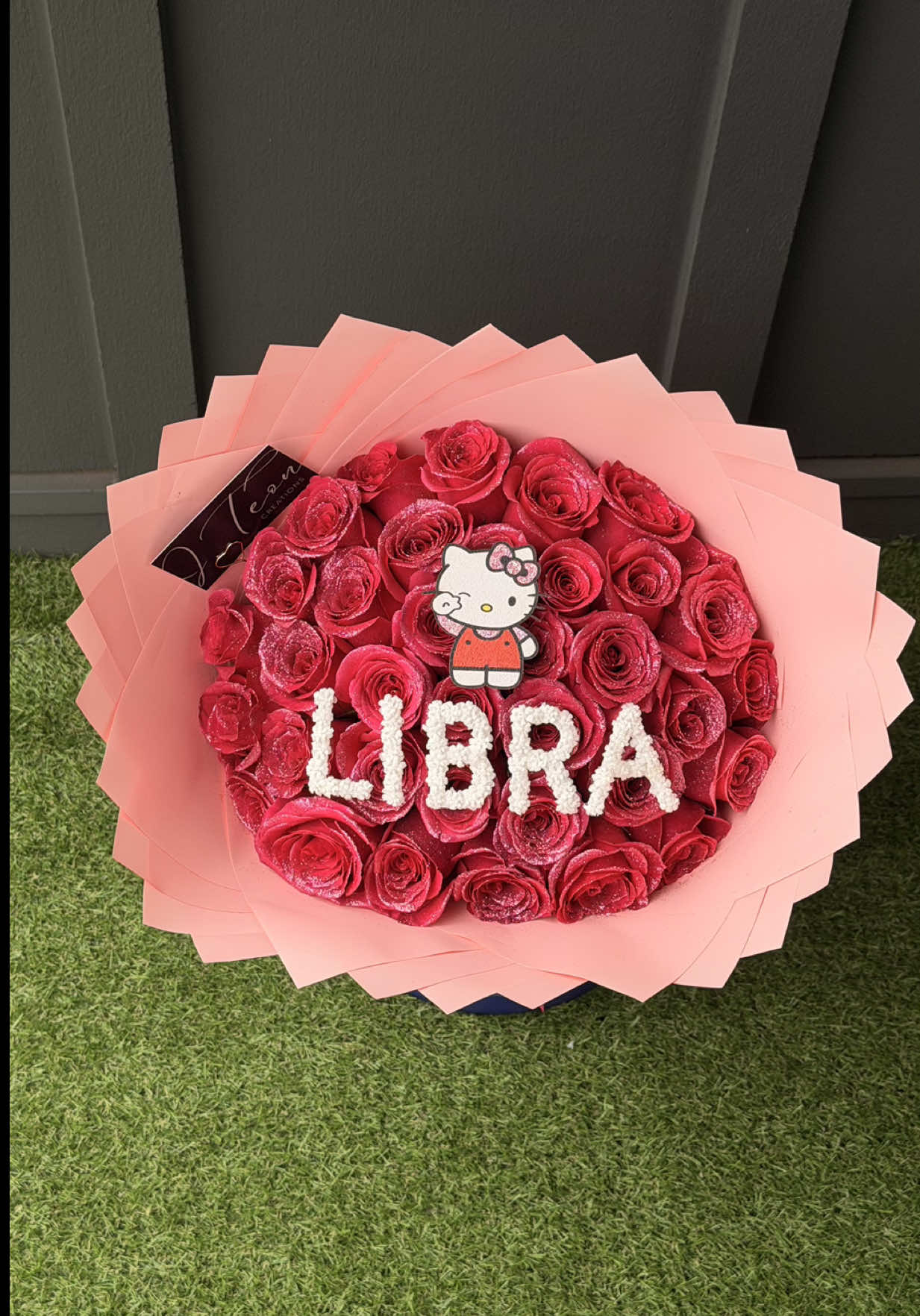 @J’Na 🧡