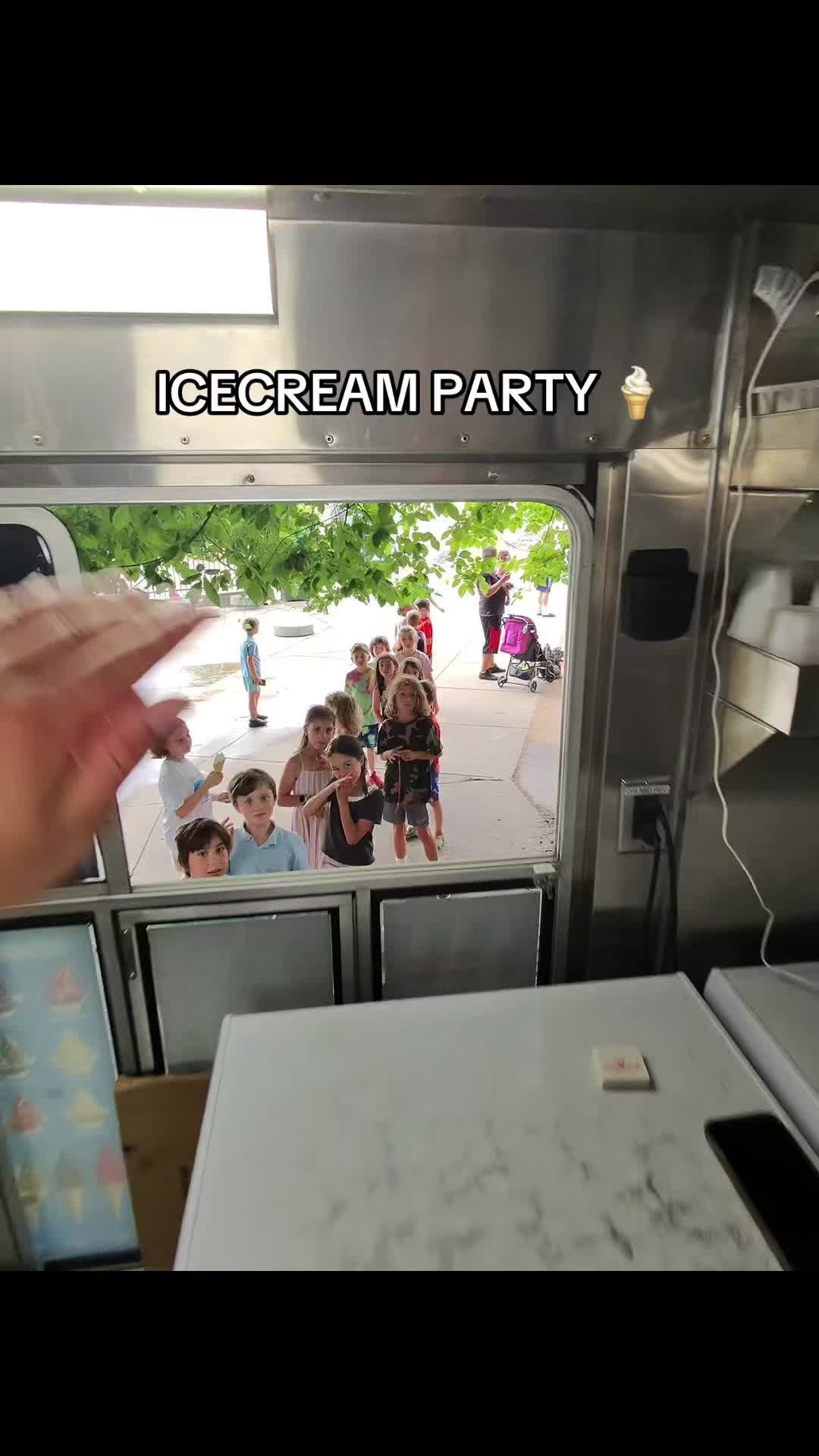 @fishtownmistersoftee