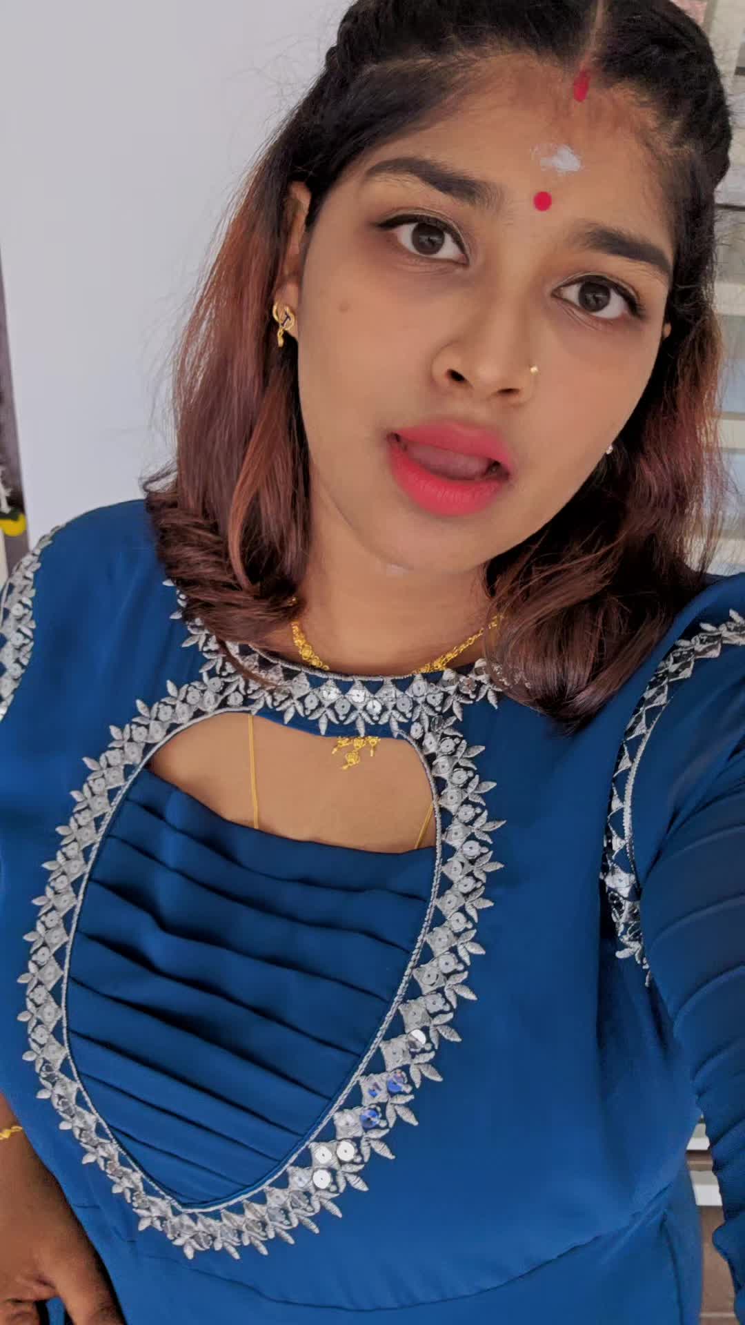 @THARSHINIDEWI