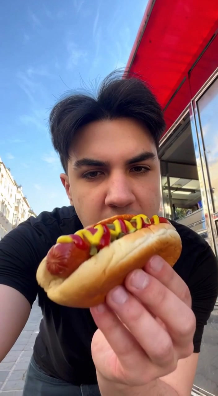 @cr_shitpost