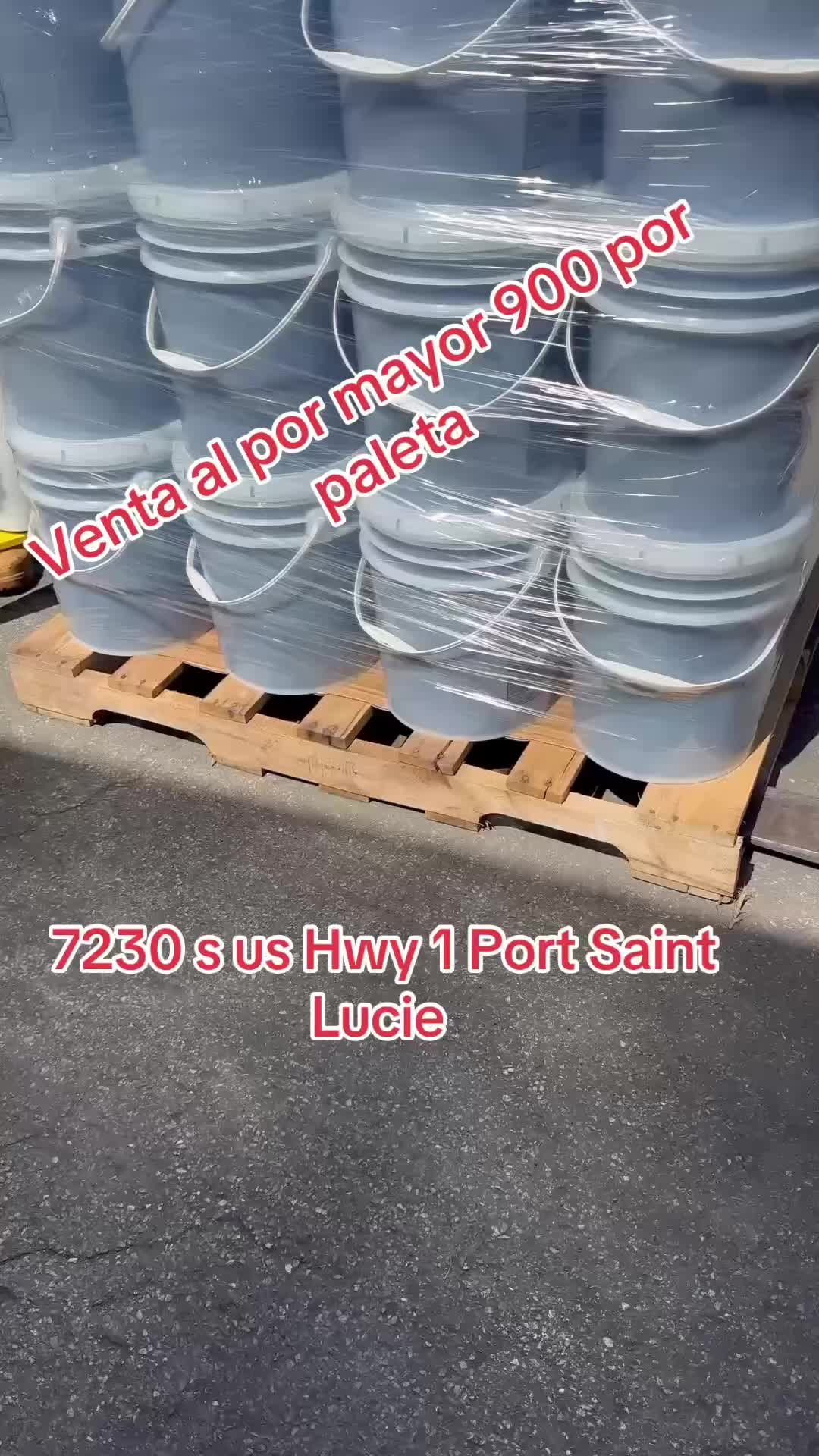 @Laundry detergent supplies