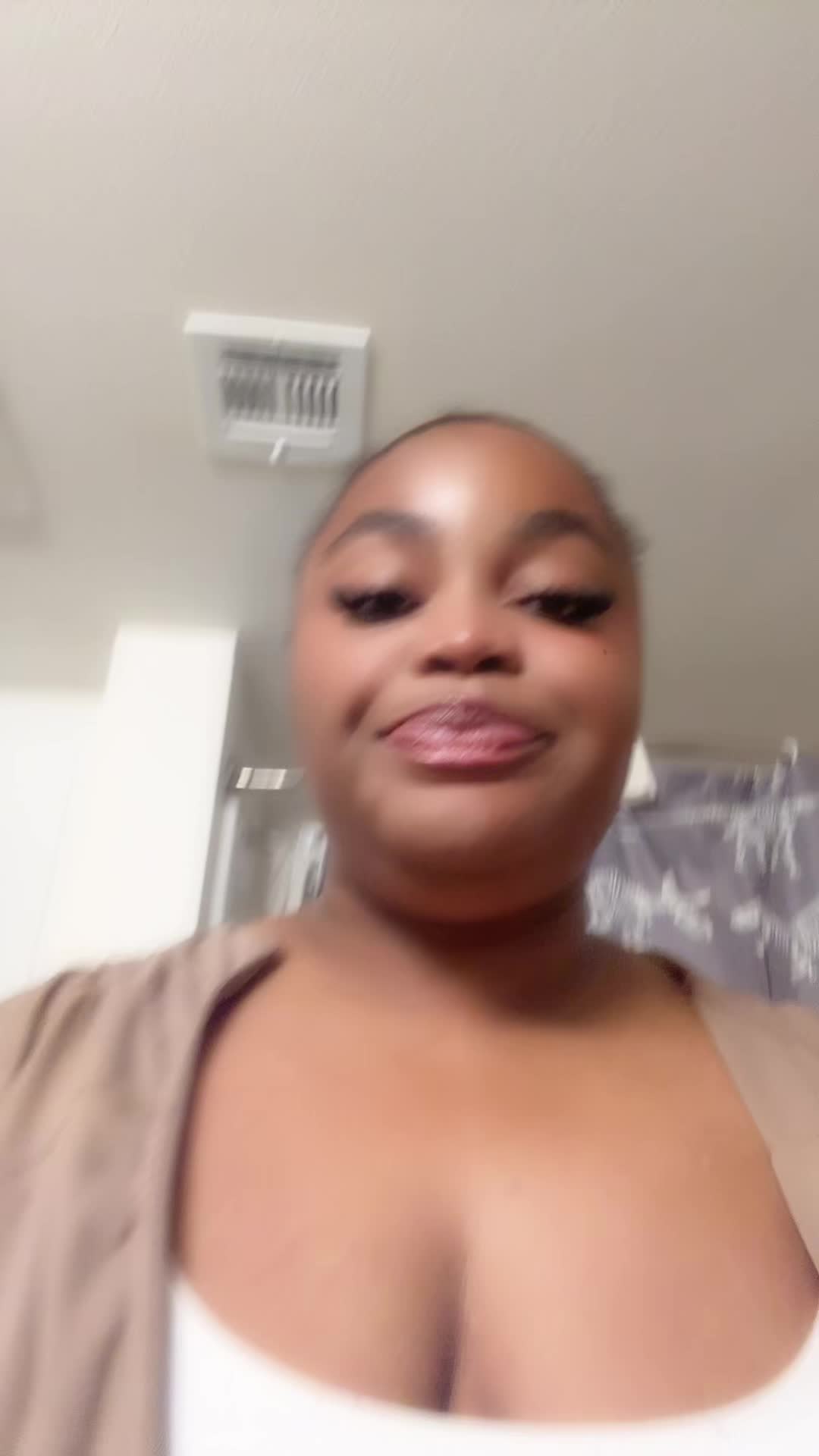 @anitamaxwing2