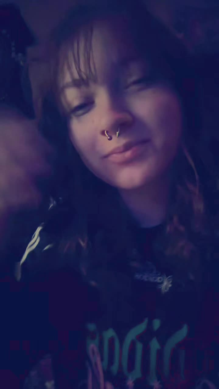 @Hailiejane