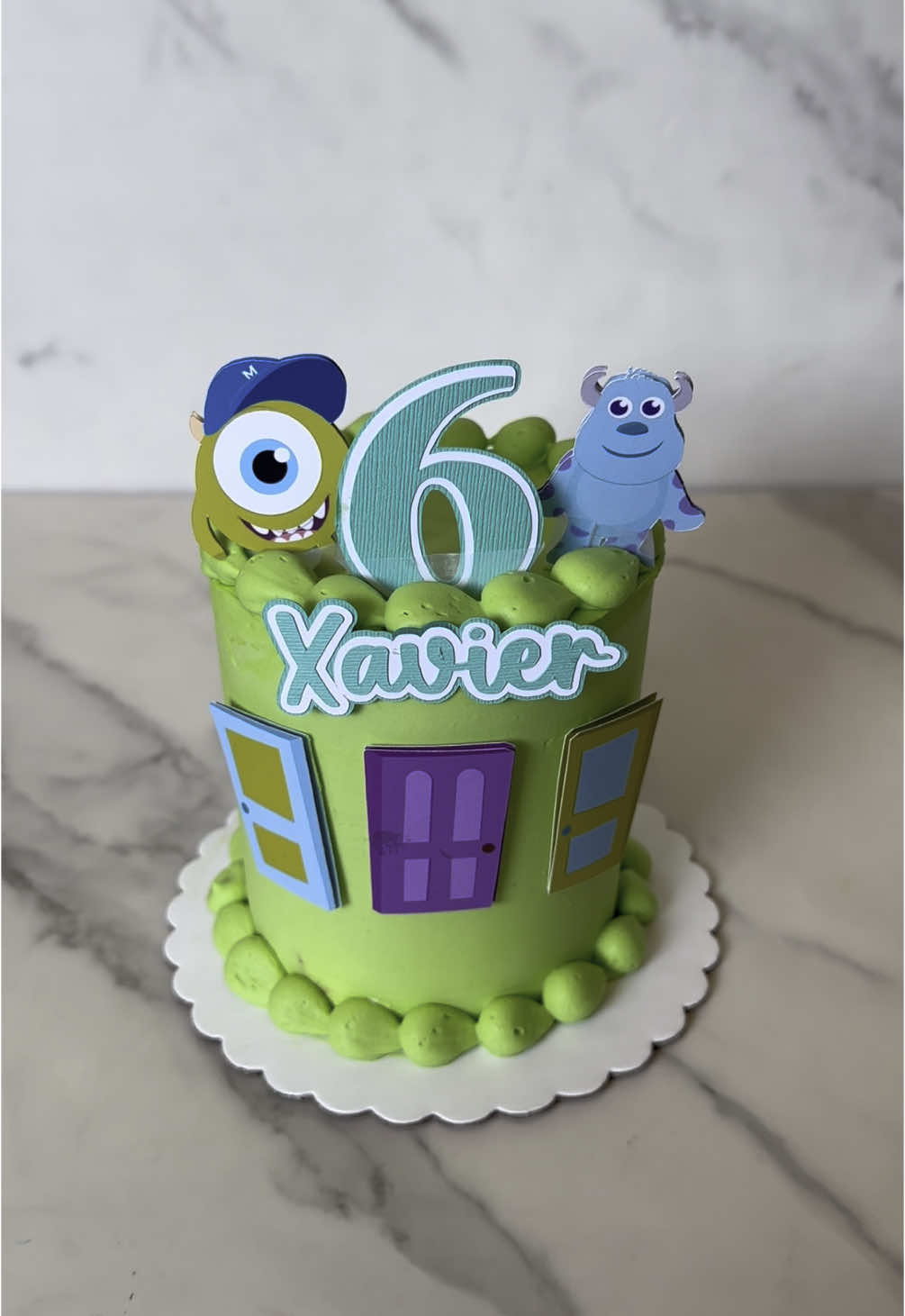 @luciaslovelycakes