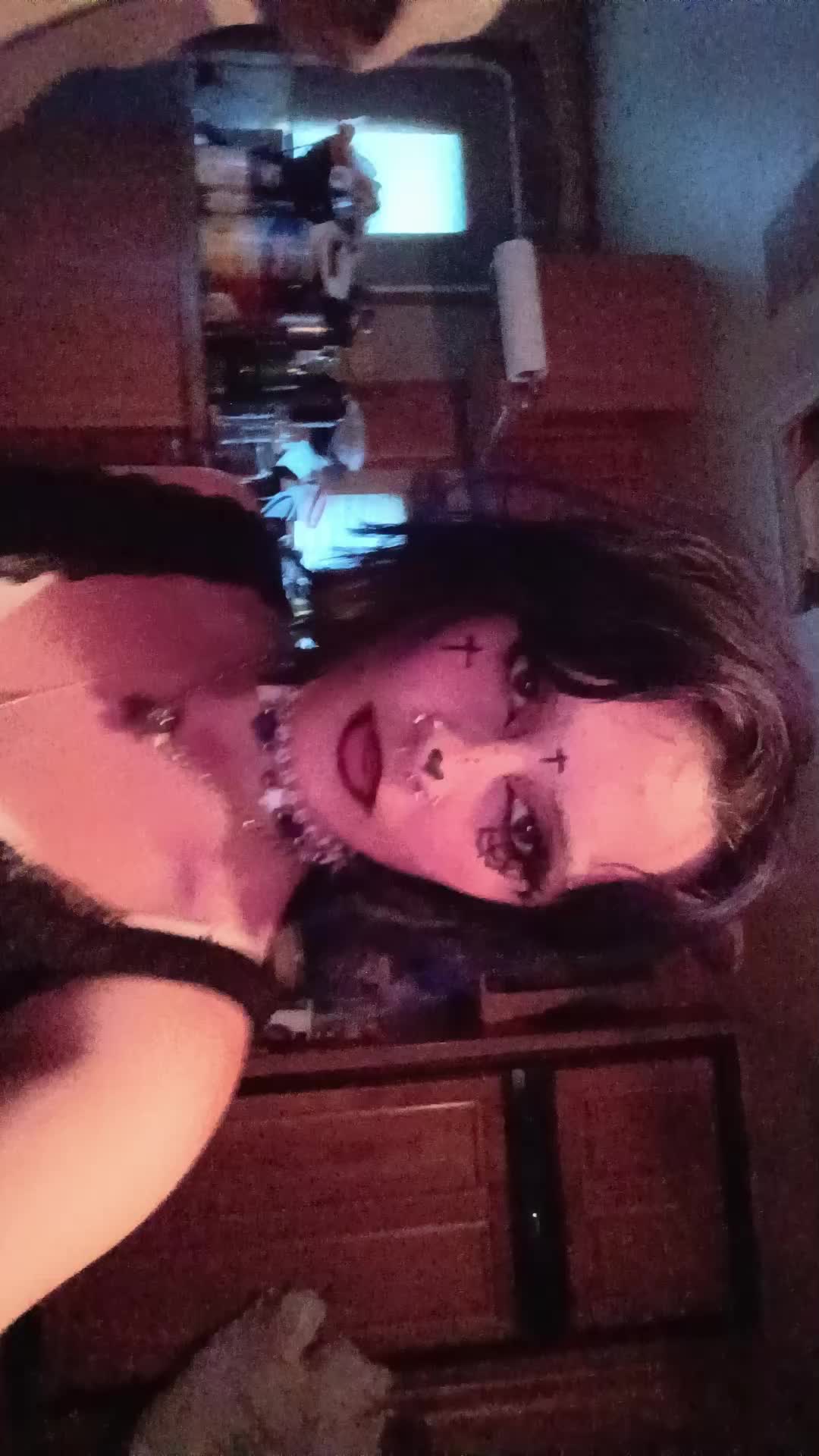 @hunters_wife 😘