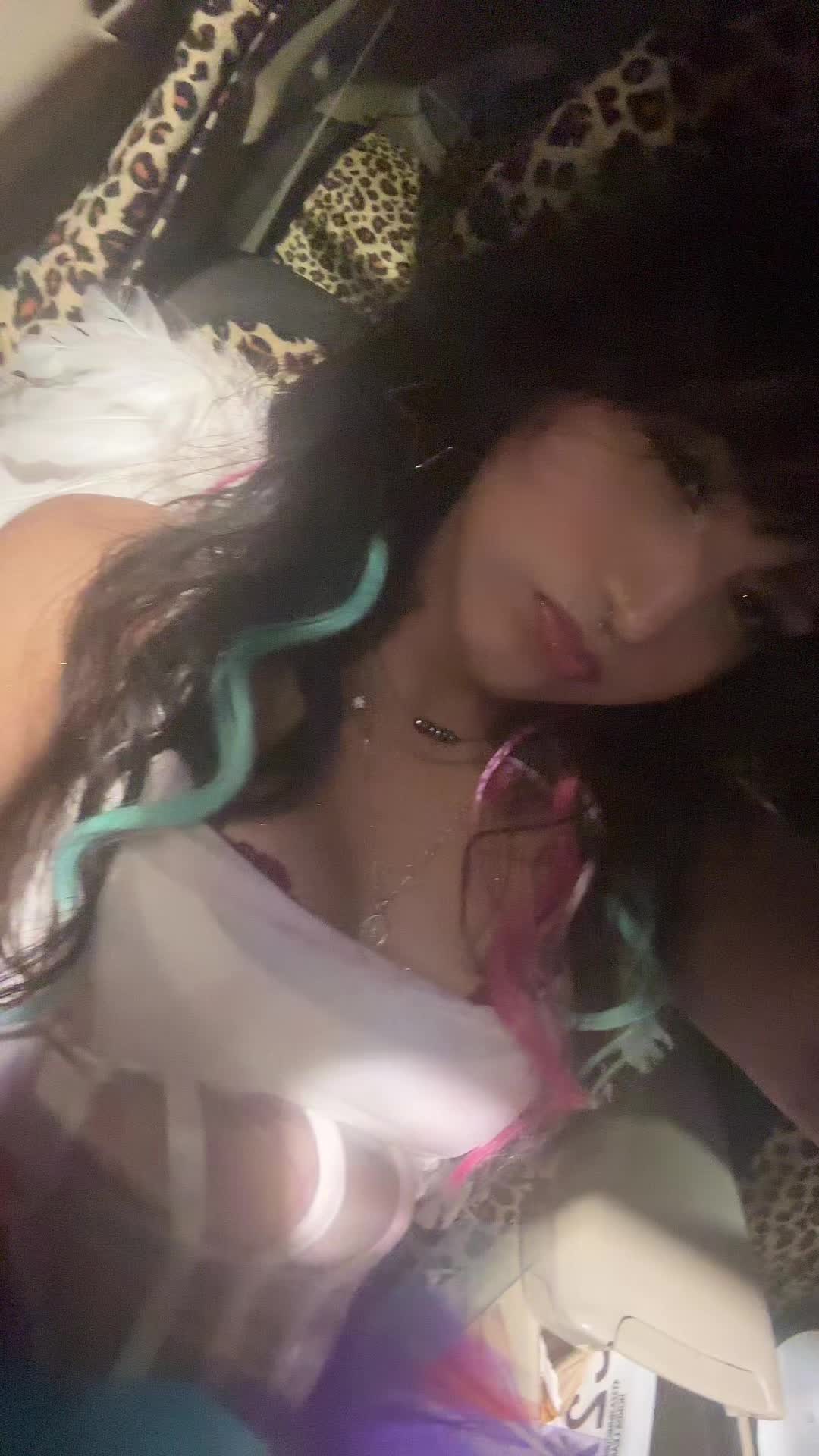 @️