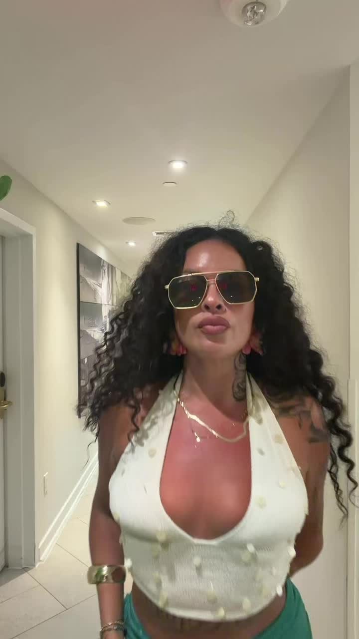 @raquelmoniqu3