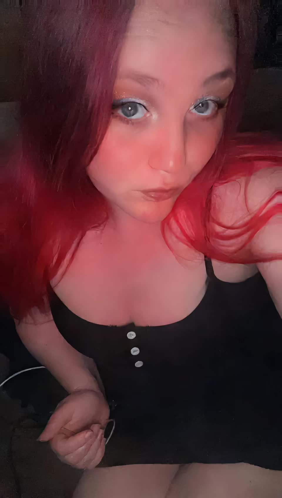 @foxyqueenbossred🦊