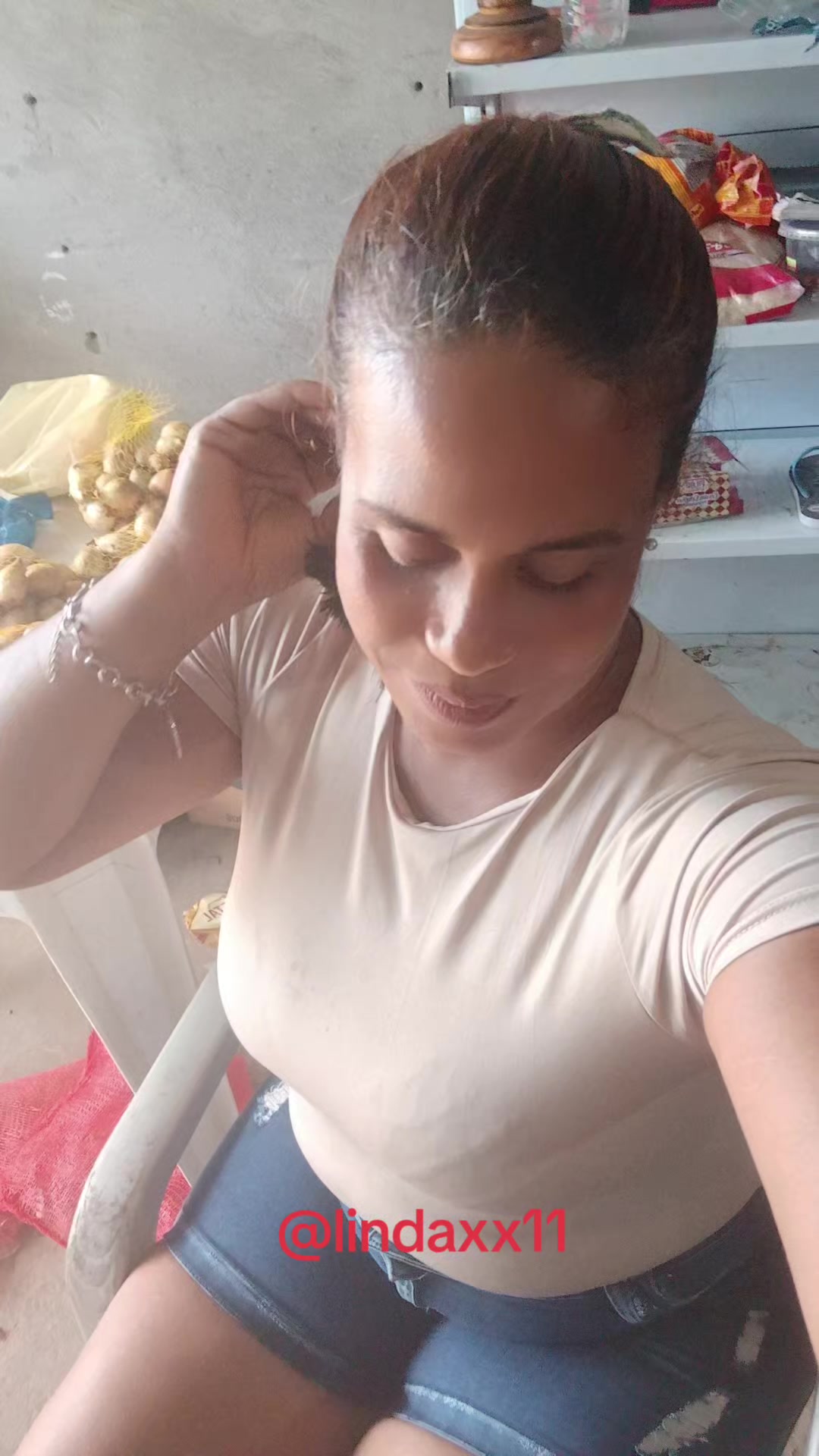 @Lindaxx11