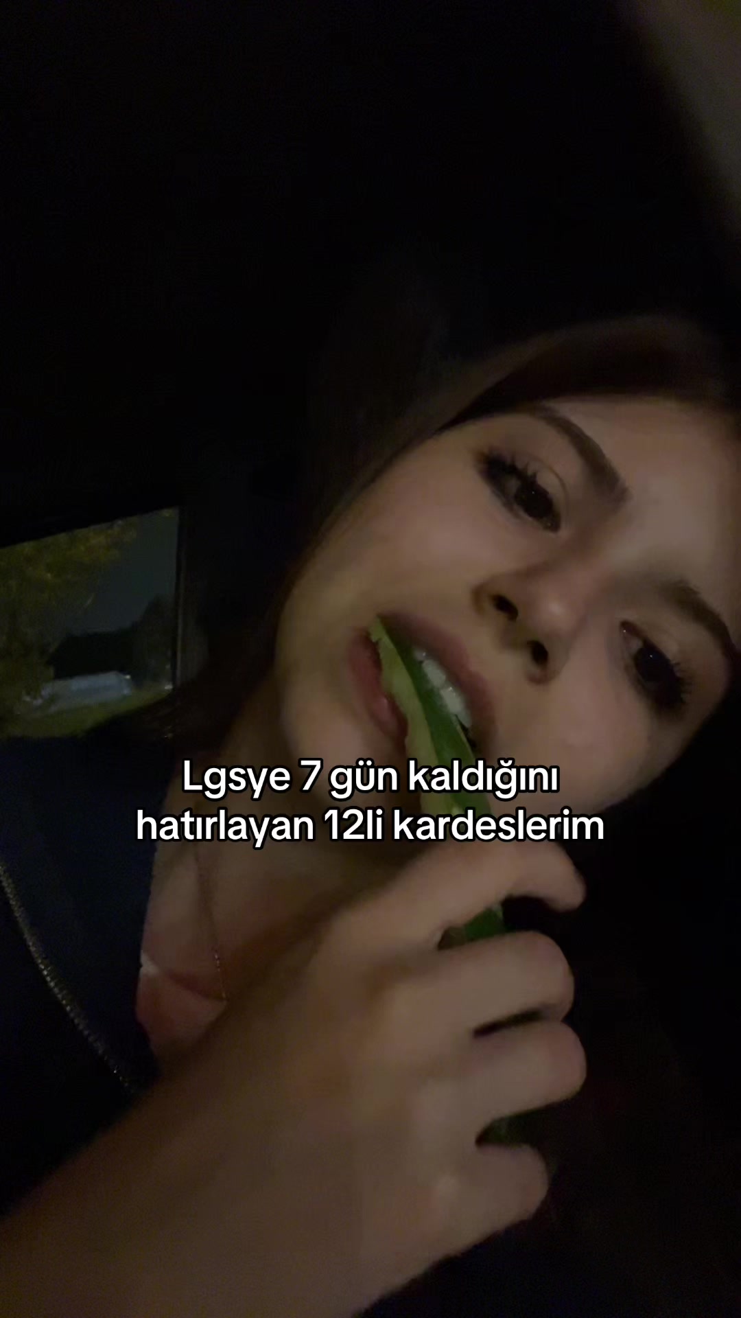 @k&uuml;c&uuml;kkızz