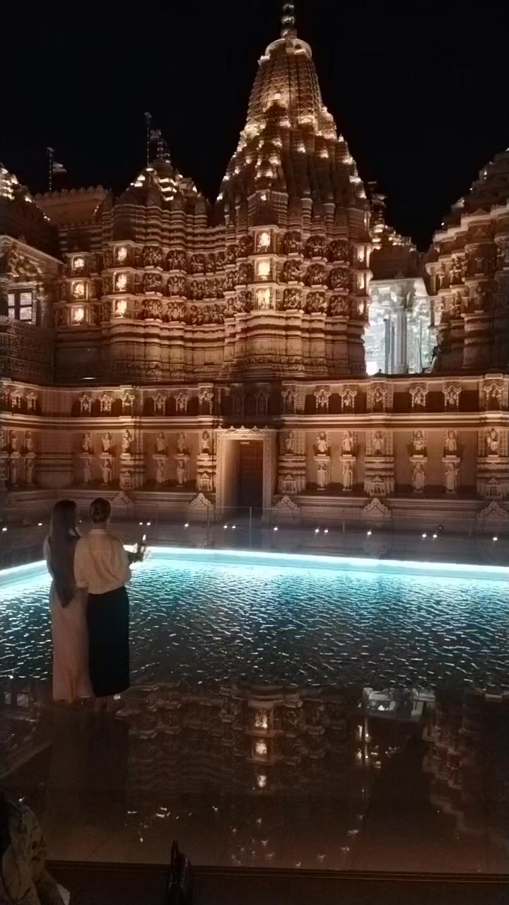 @Nira khatiwada( नीरु)