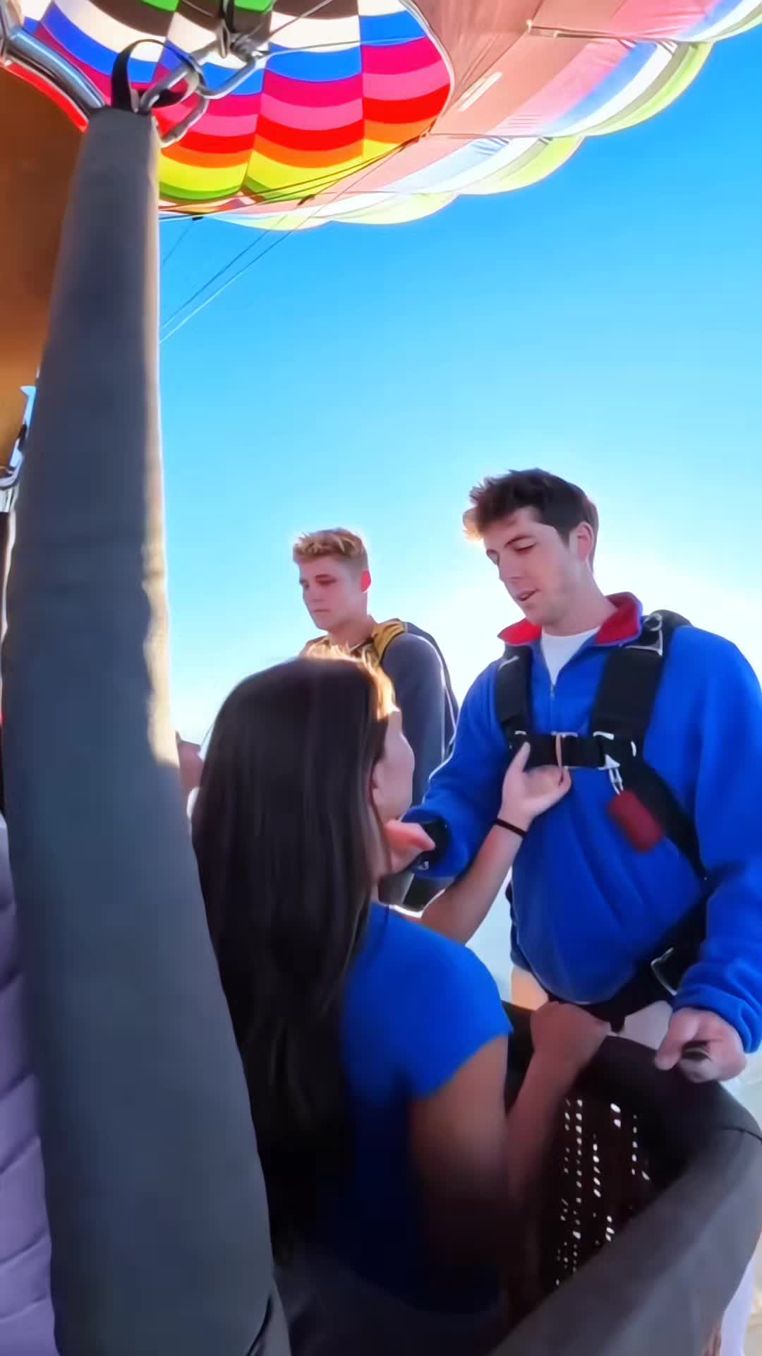 @SKY DIVING 🤿