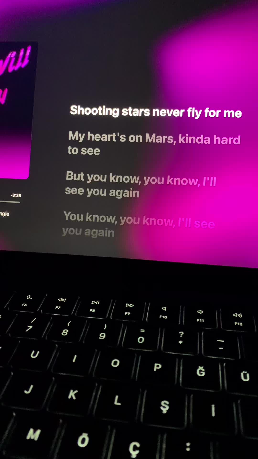 @lyricsfm