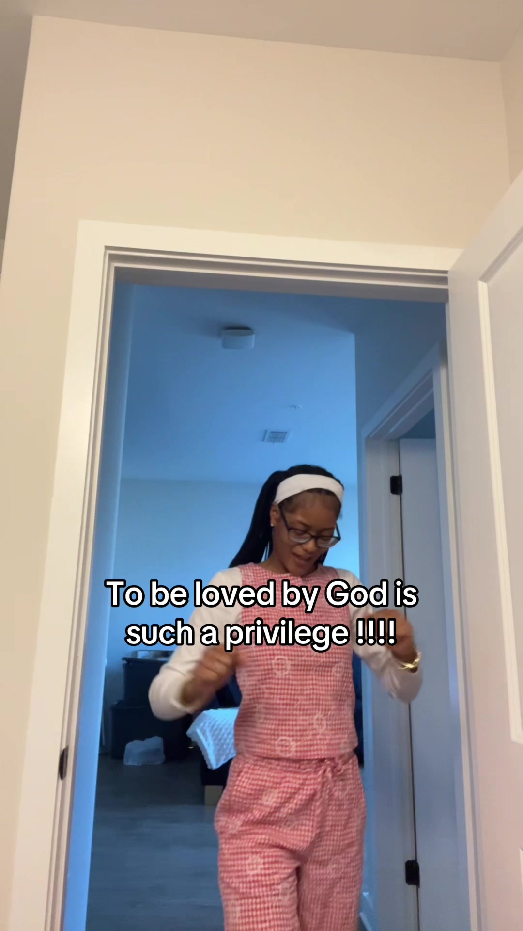 @Itssmalea
