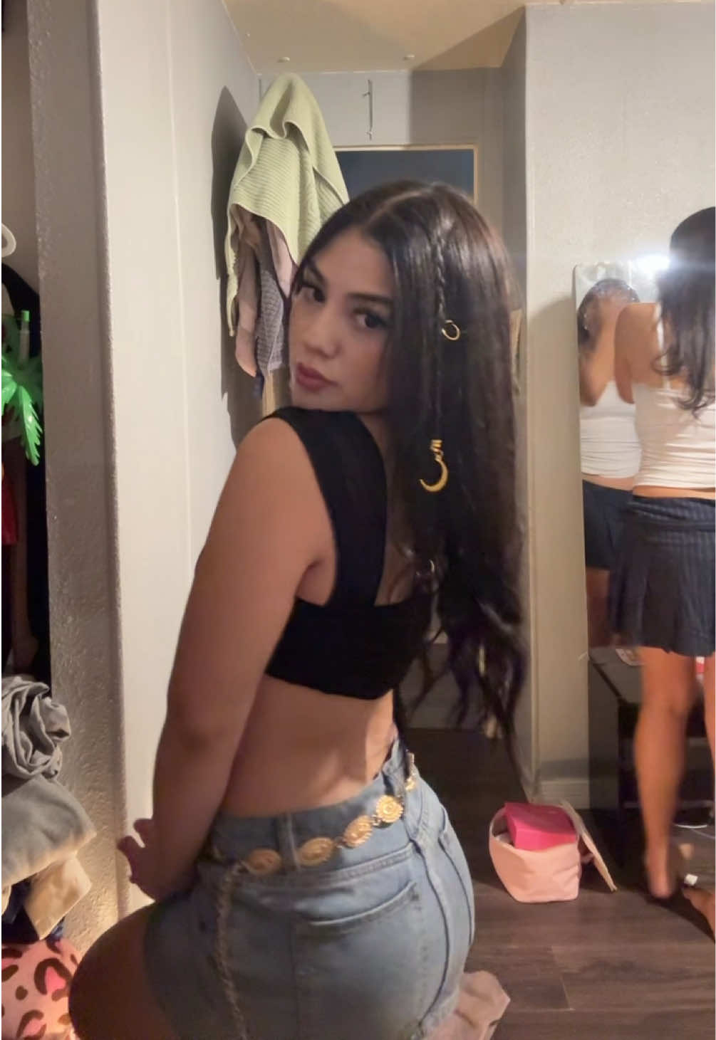 @Mayli
