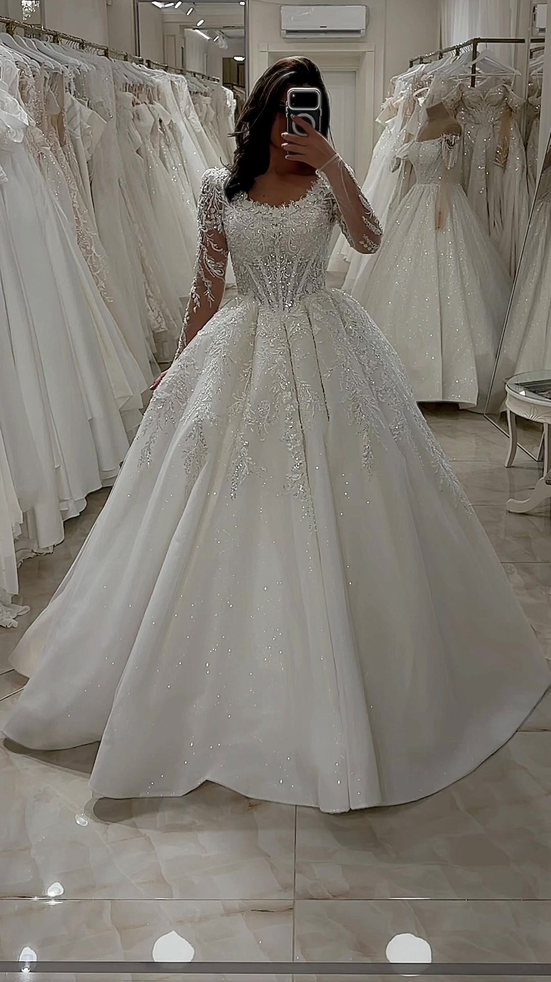 @vio.wedding.dresses