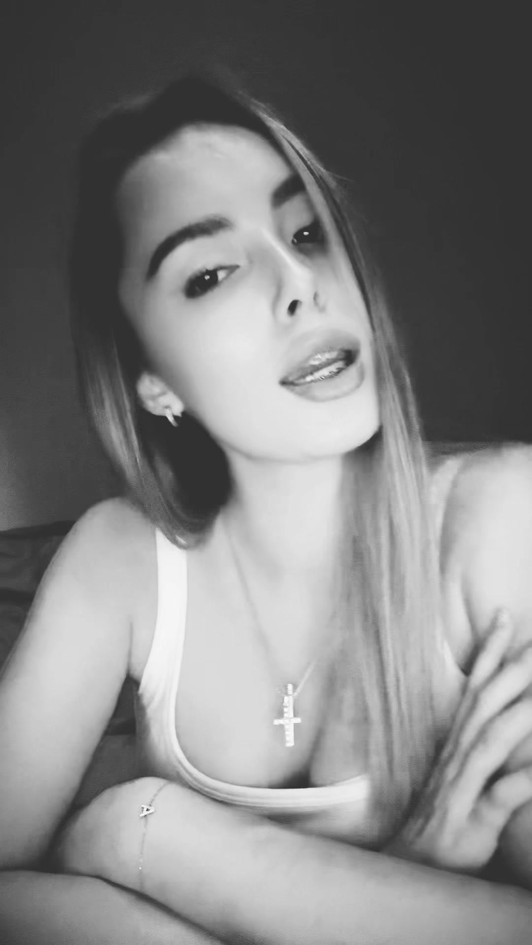 @Aarishellia
