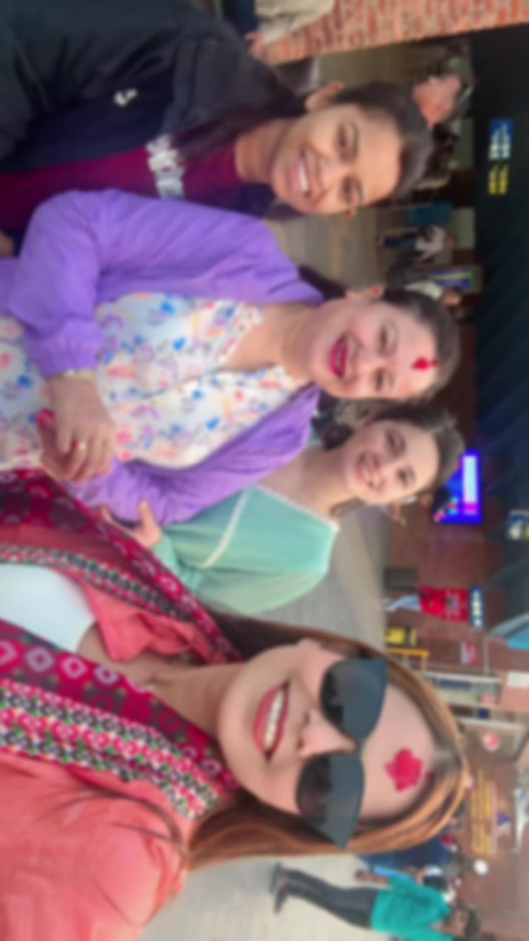 @Amrita Bhagat🇬🇧🇬🇧🇬🇧