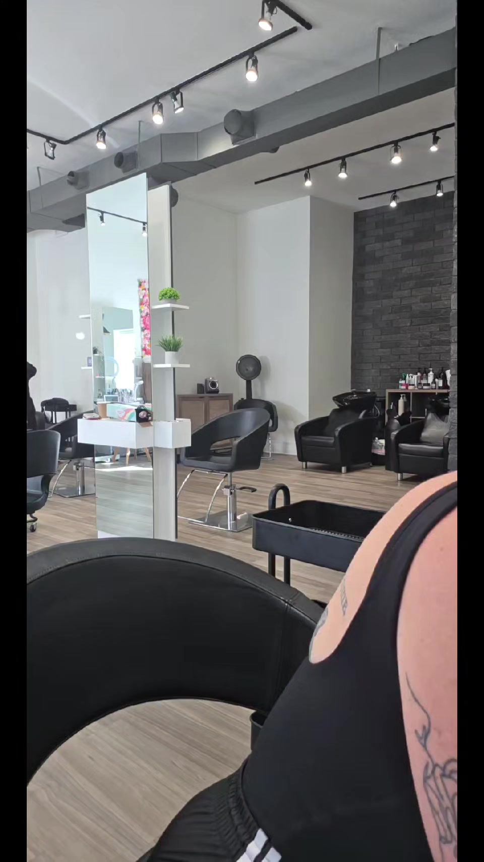@Au Salon Coiffure Sherbrooke