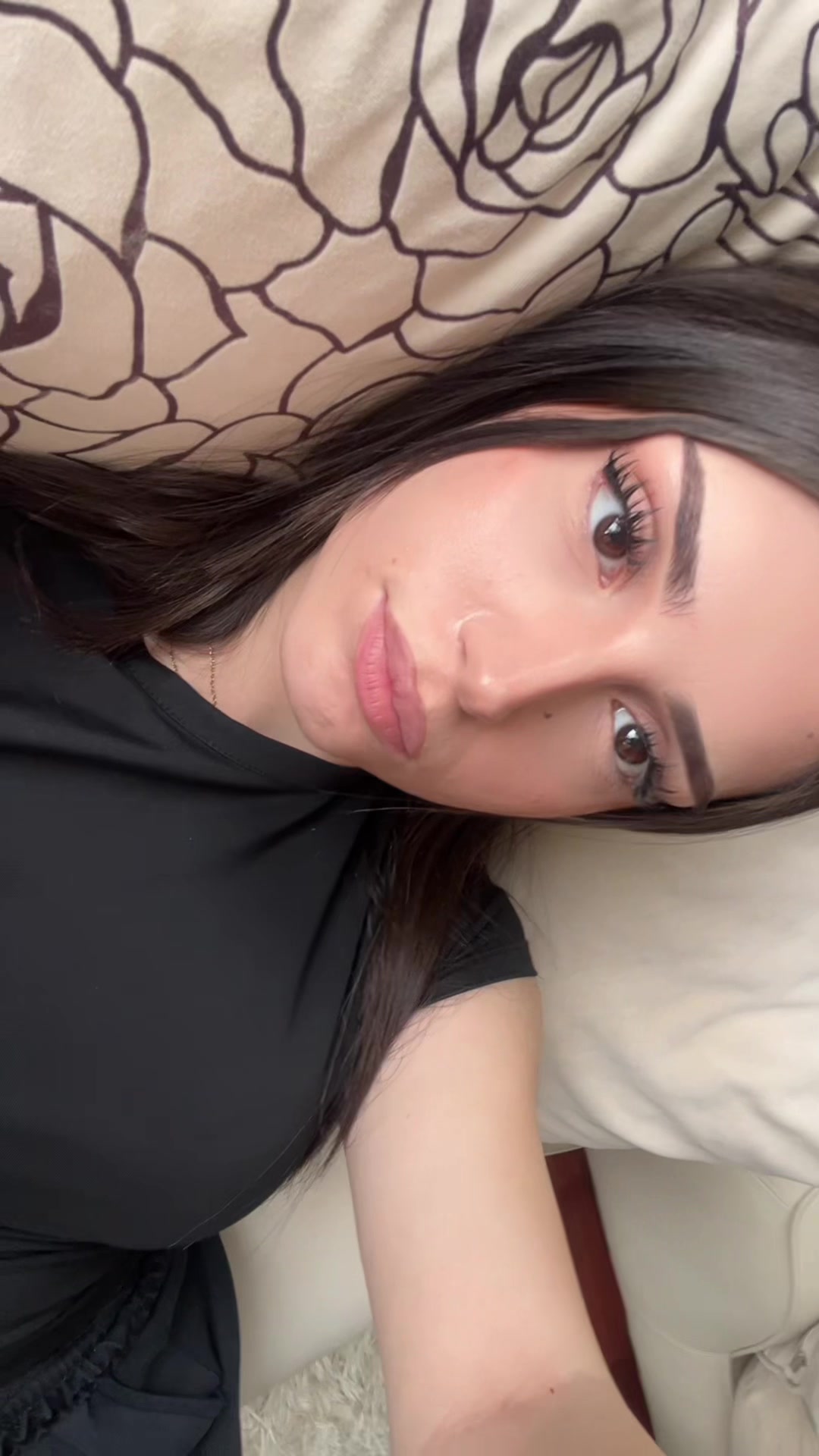@𝒜.