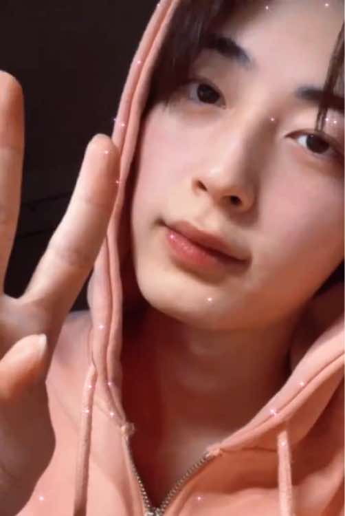 @𝒶 𝒾 𝓂 𝒾