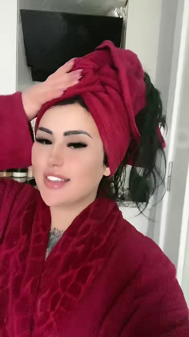 @Azra🖤