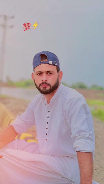 @VEER_33