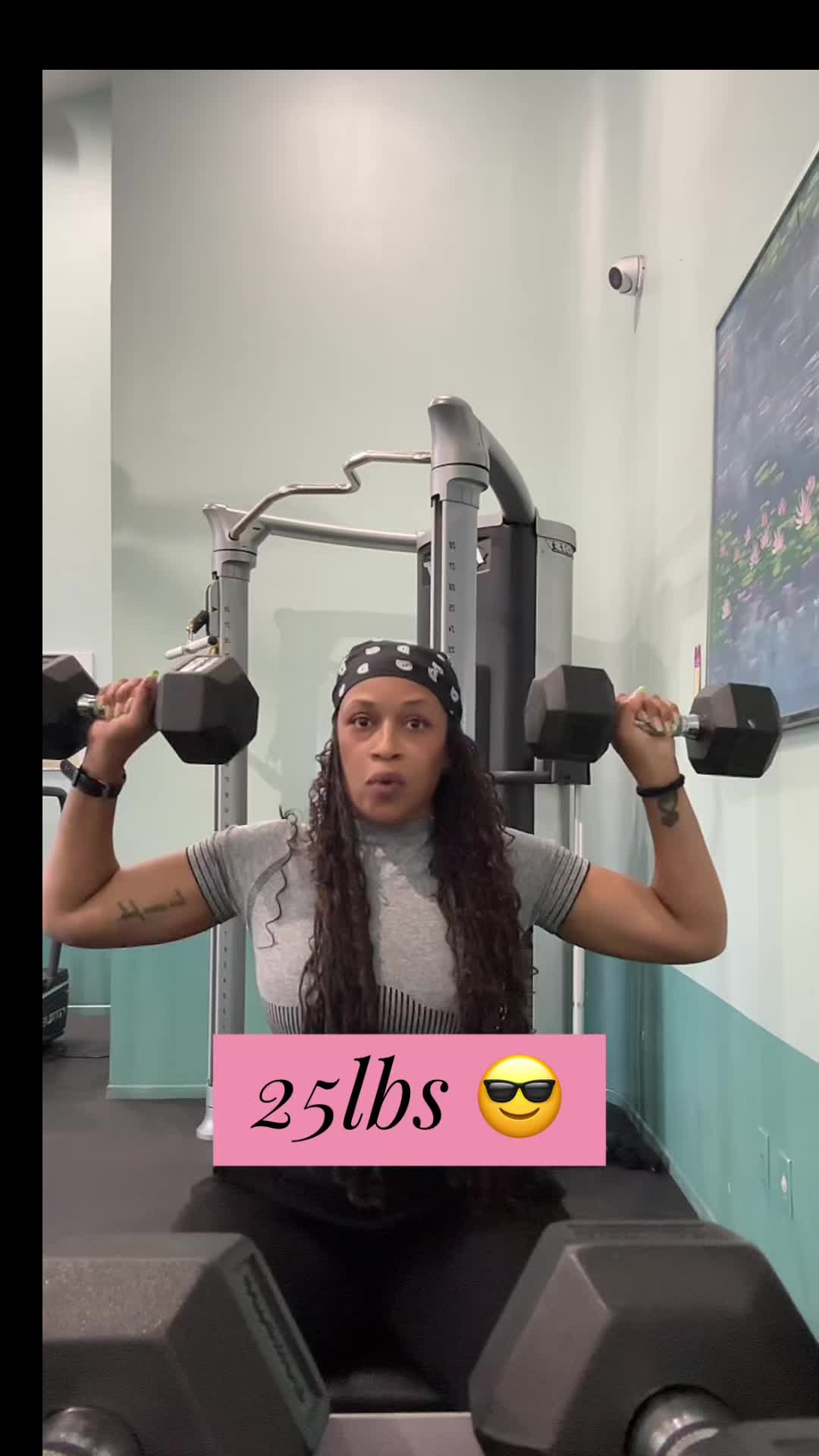 @missravennicole
