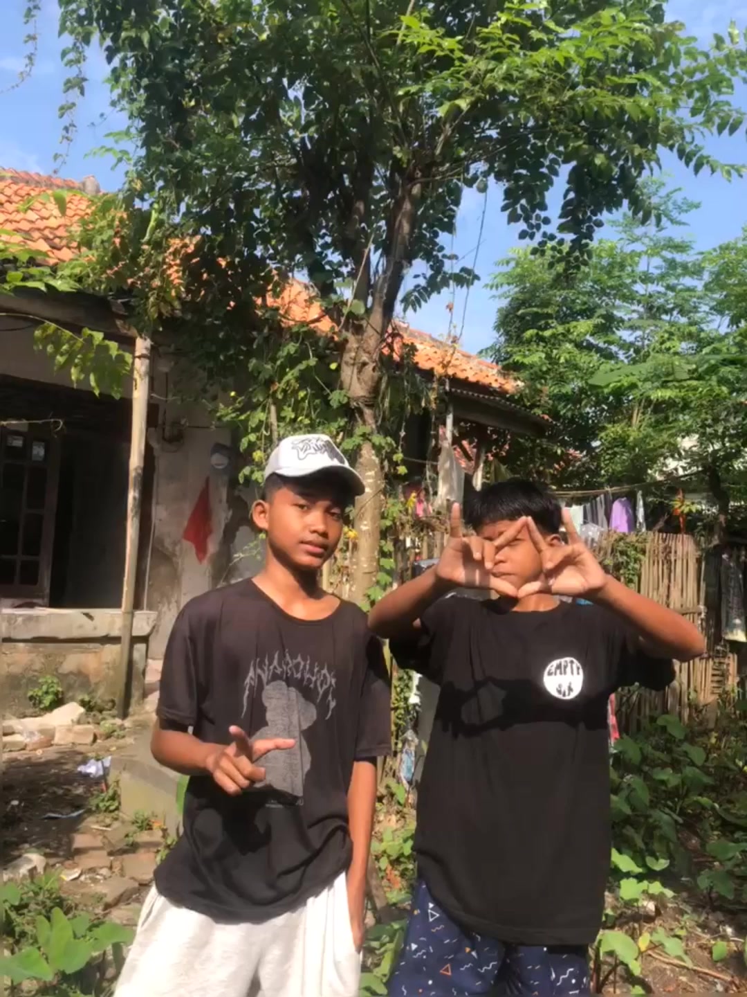 @bukan adara_