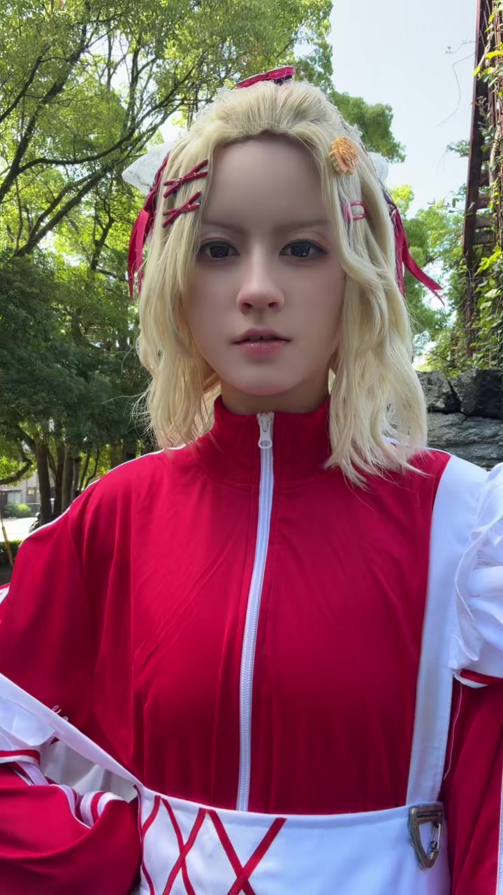 @こみるこ