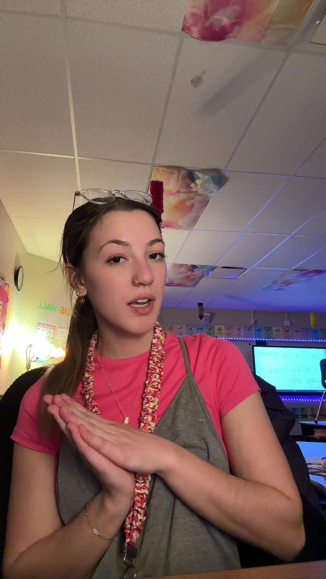 @miss.teacherbarbie
