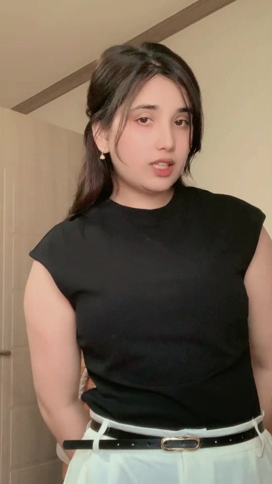 @Binitaa ᥫ᭡🥰