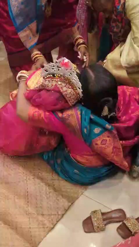 @👑রানী👑