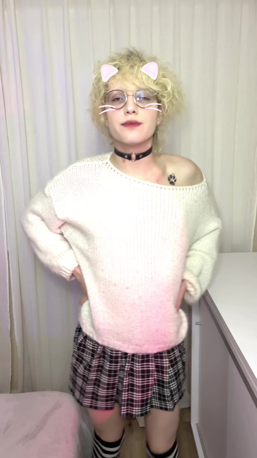 @FlexyaNya