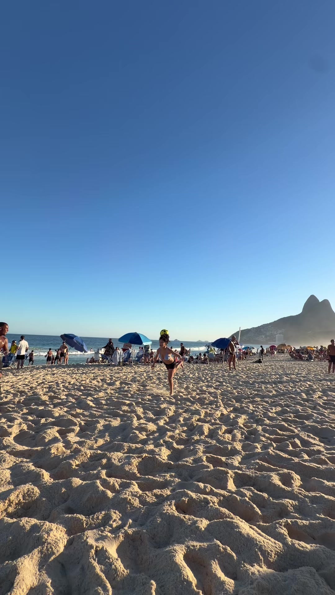 @biazinha