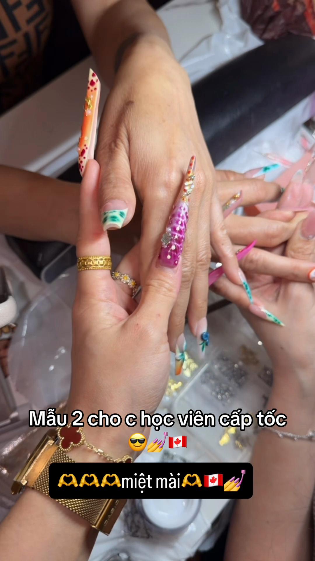 @KimmieNails🇻🇳♥️🇨🇦Tấu Hài😜