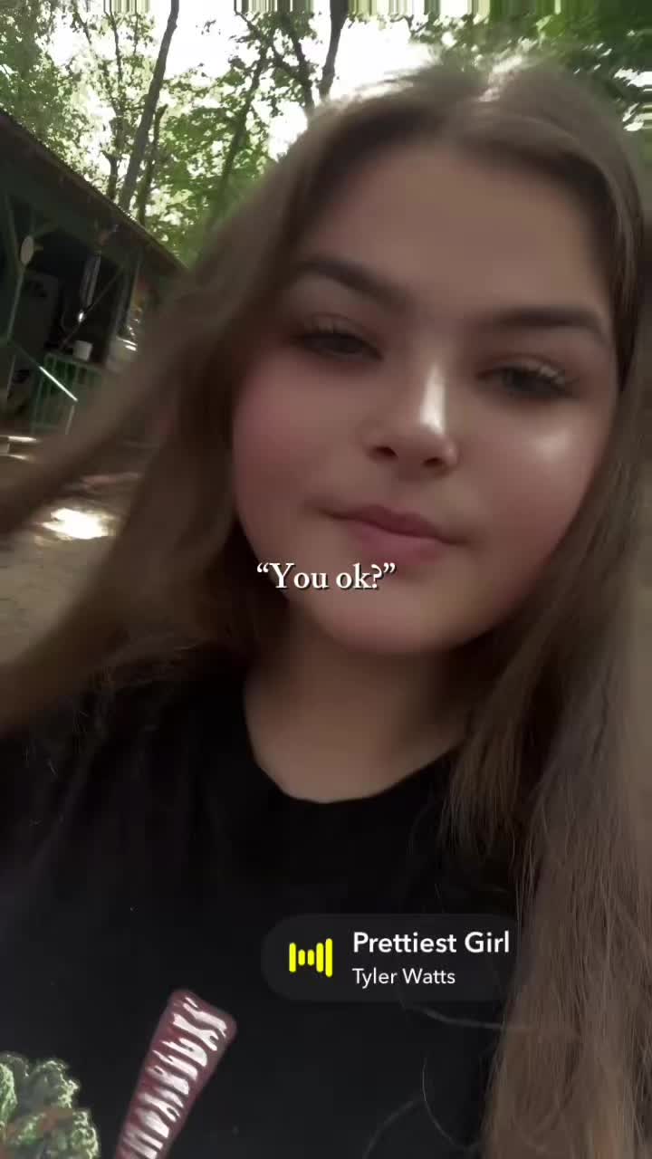 @Elizabeth💜😘