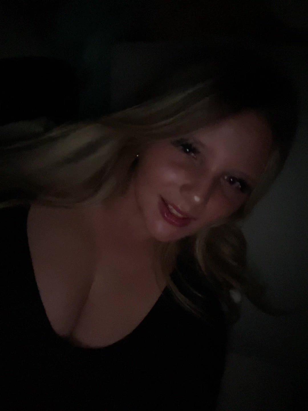@arianaluvslife