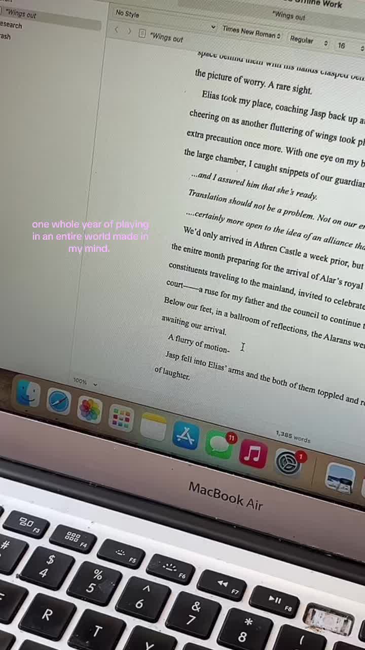 @presley | author & traveler