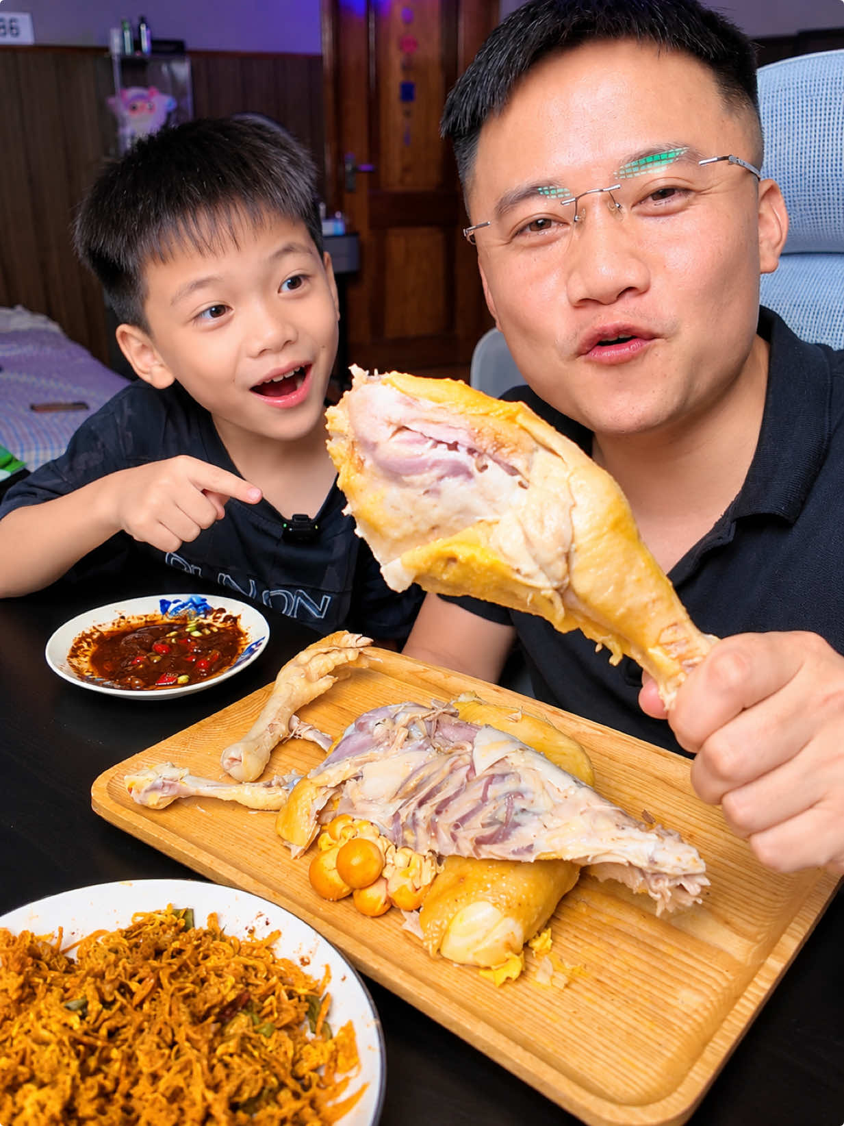 @Nguyễn Văn Hậu (Hậu Troll)