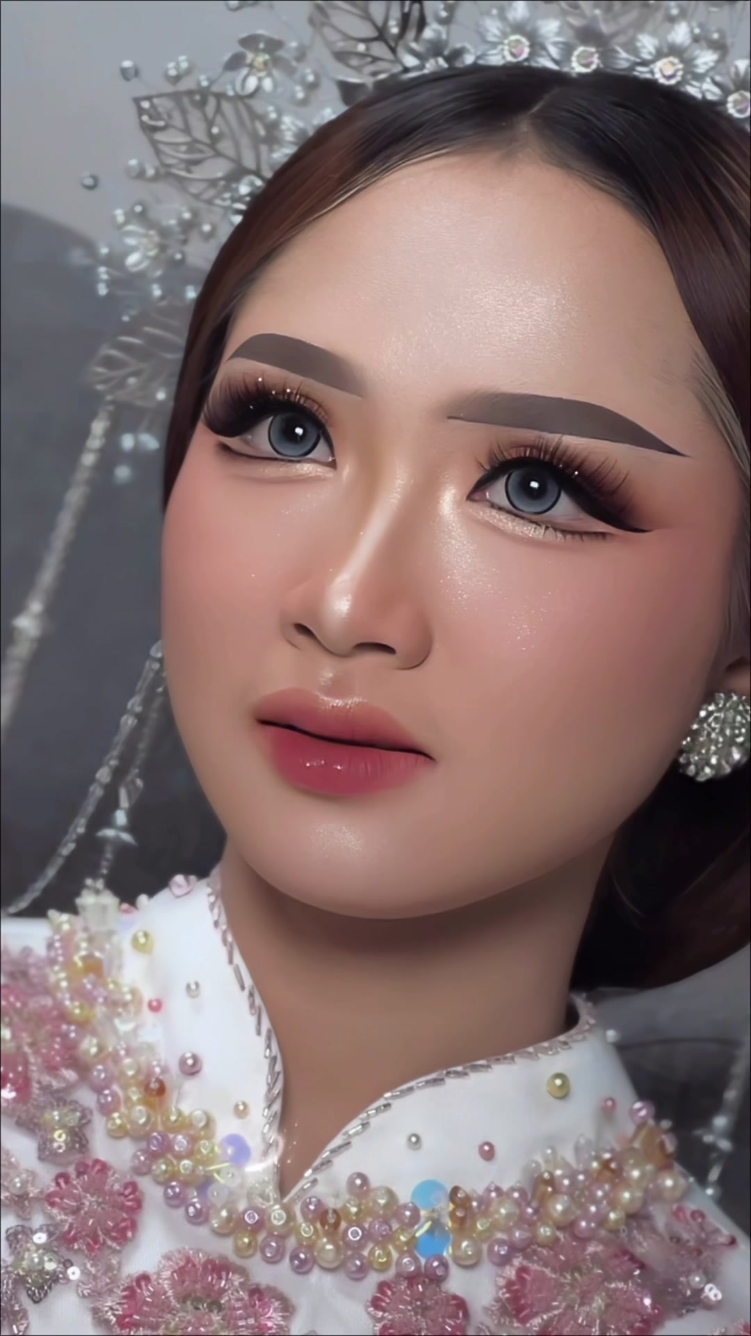 @idamakeuppati