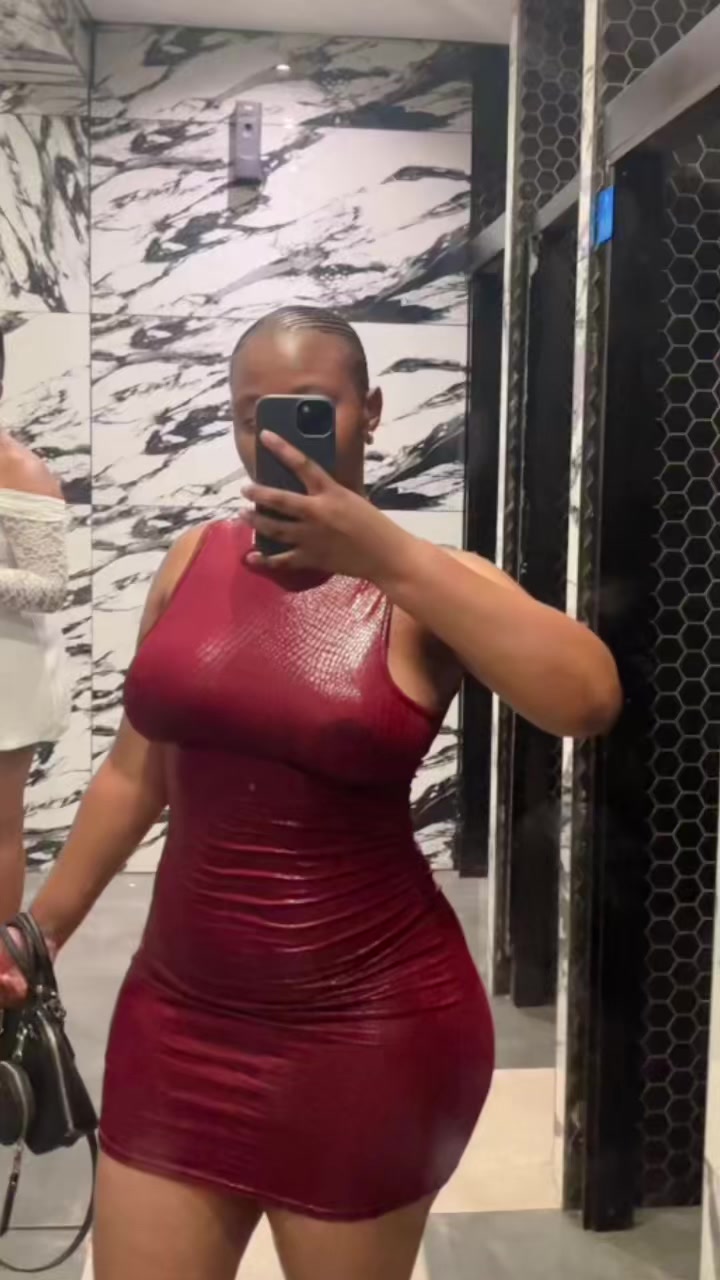 @Yonela _Qayiso