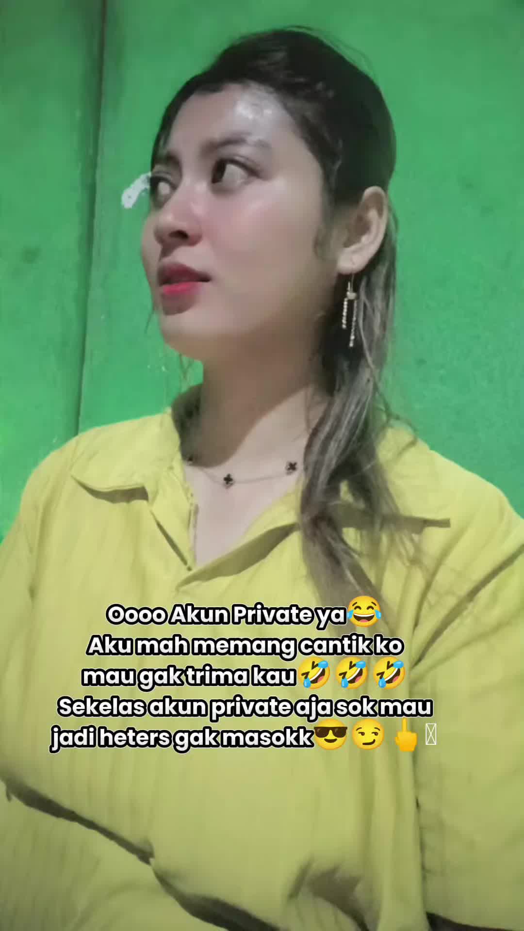 @Acil Hot🔥