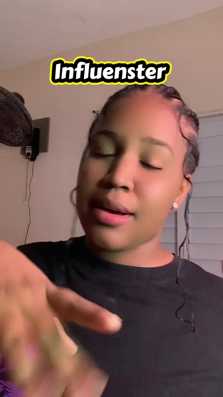 @Nayelis