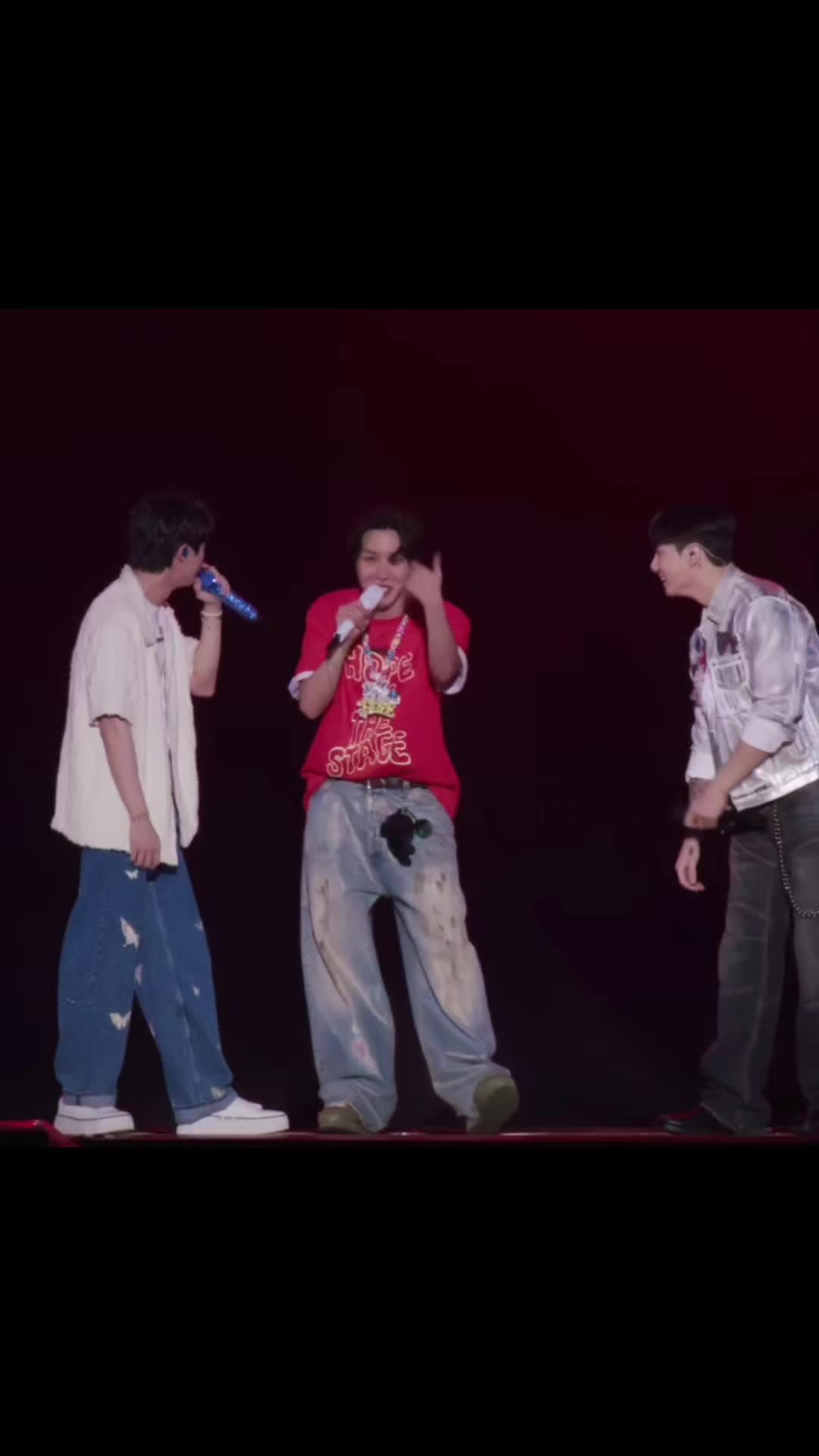 @BTS World Tour ‘ARIRANG’