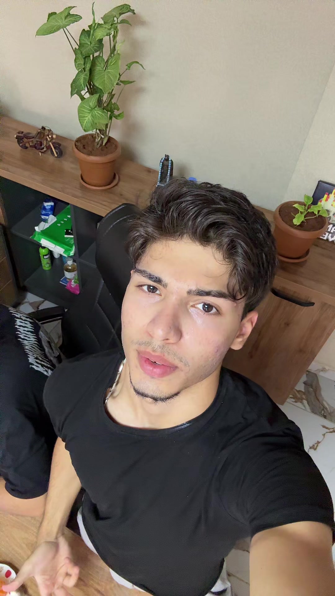 @Mami